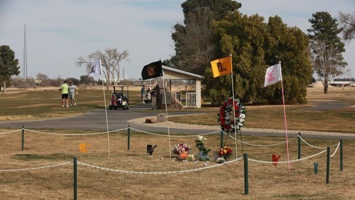 Při nehodě v Texasu zemřelo devět lidí, jeden z vozů řídil 13letý chlapec